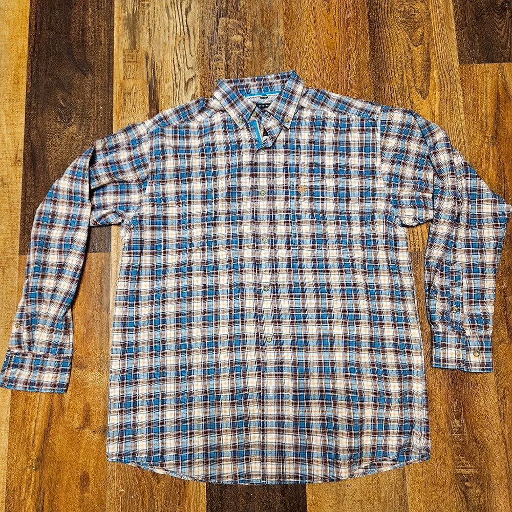Men's Ariat Button-Down Shirt Size Medium